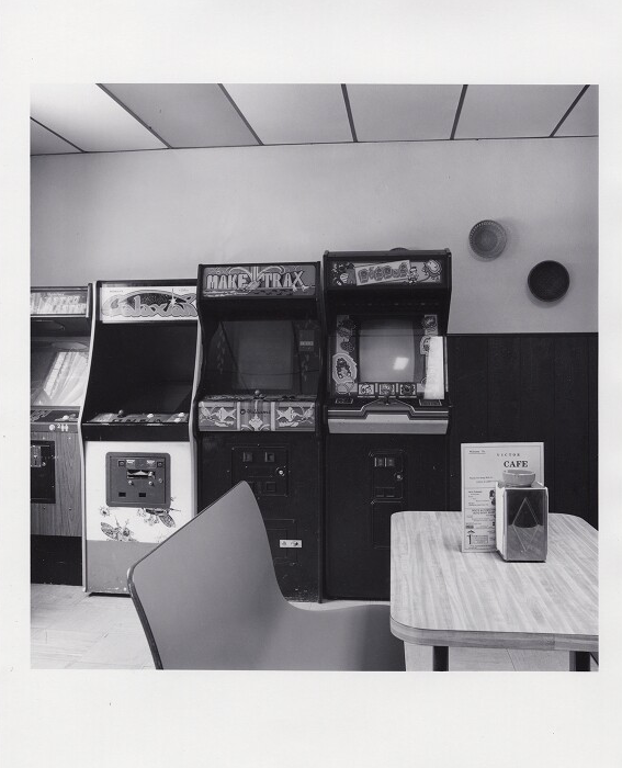 Photograph of video arcade games by David Plowden